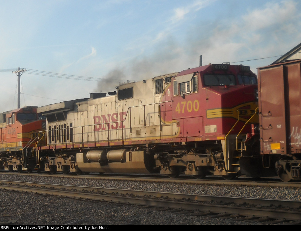 BNSF 4700